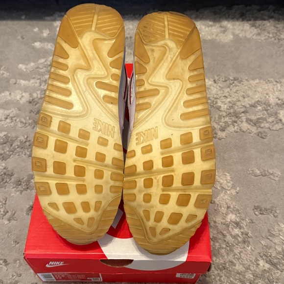 Nike Air Max 90 DYI - Picture 8 of 8